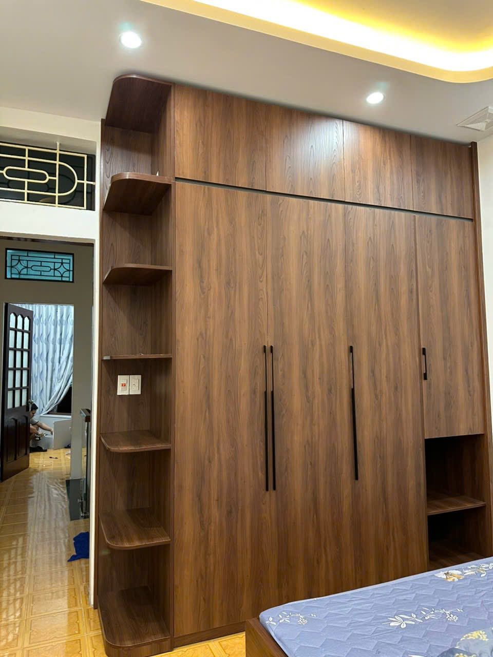 Thi công tủ quần áo hiện đại