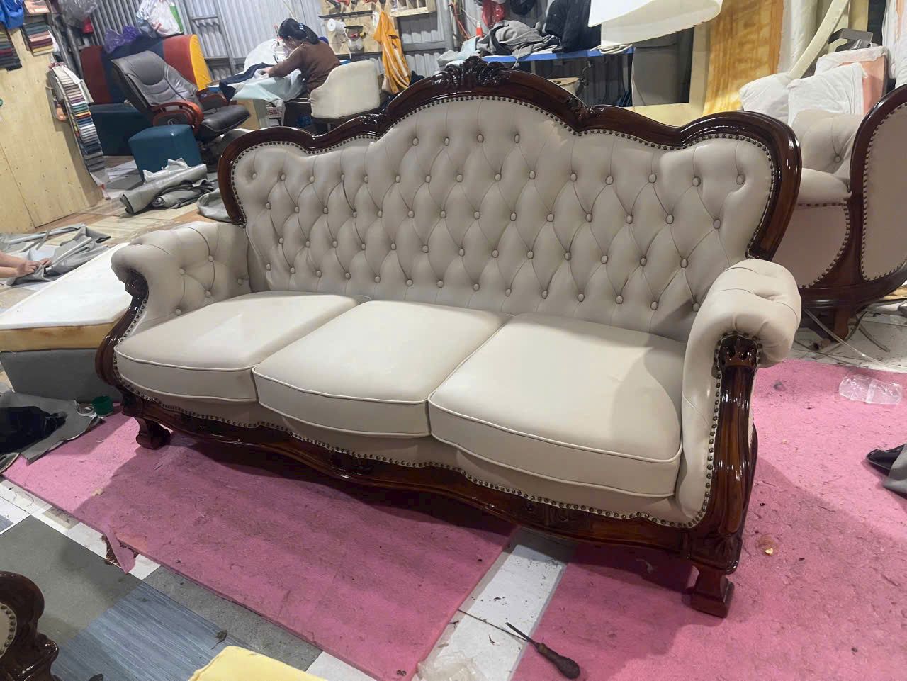 Sofa tân cổ điển