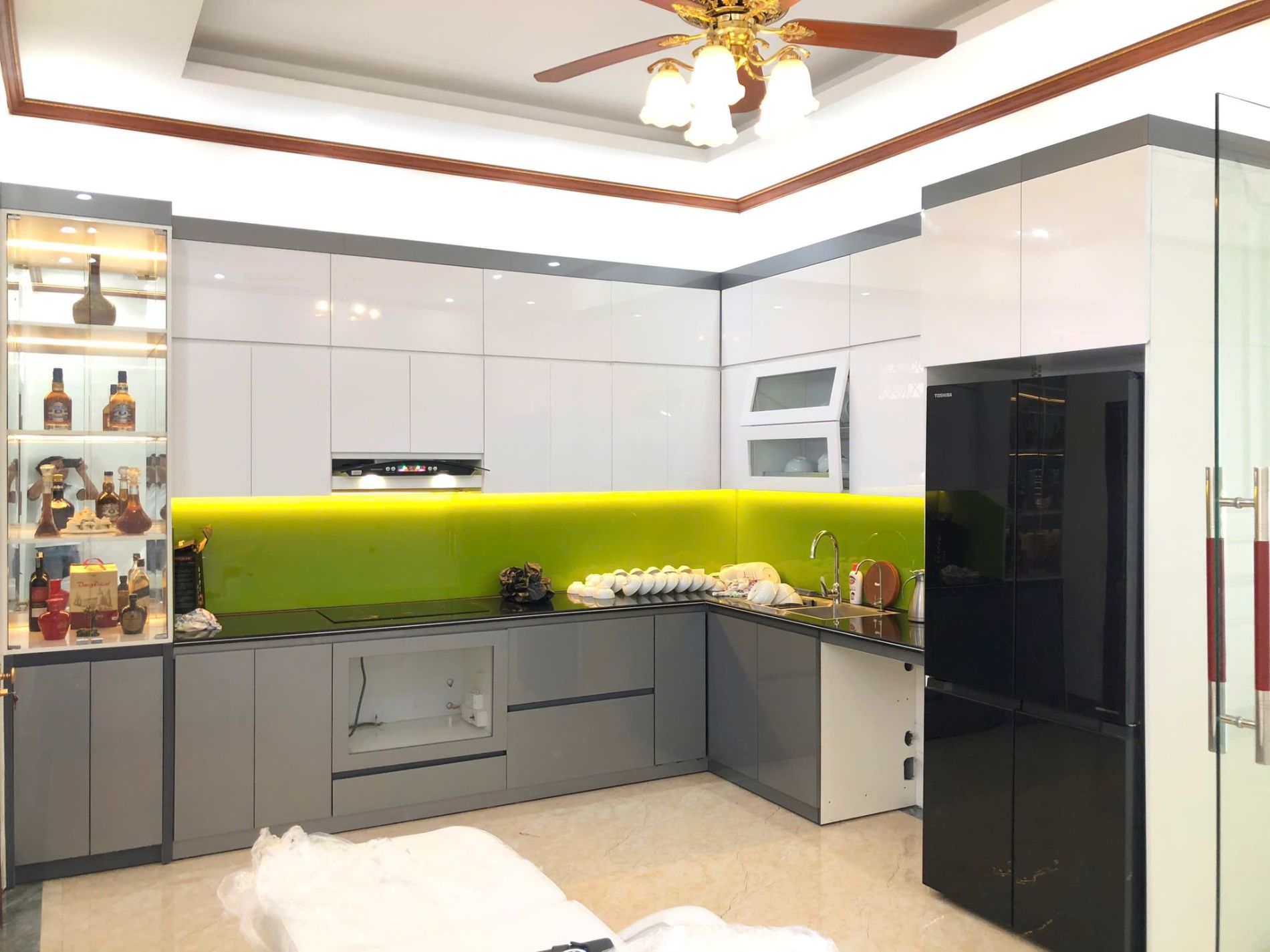 Tủ bếp hiện đại