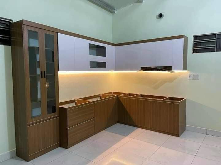 Hoàn thiện tủ bếp nhựa 