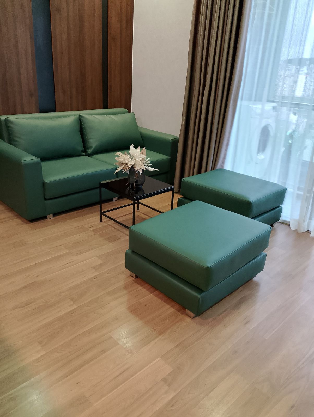 Bộ sofa bọc da xanh lá