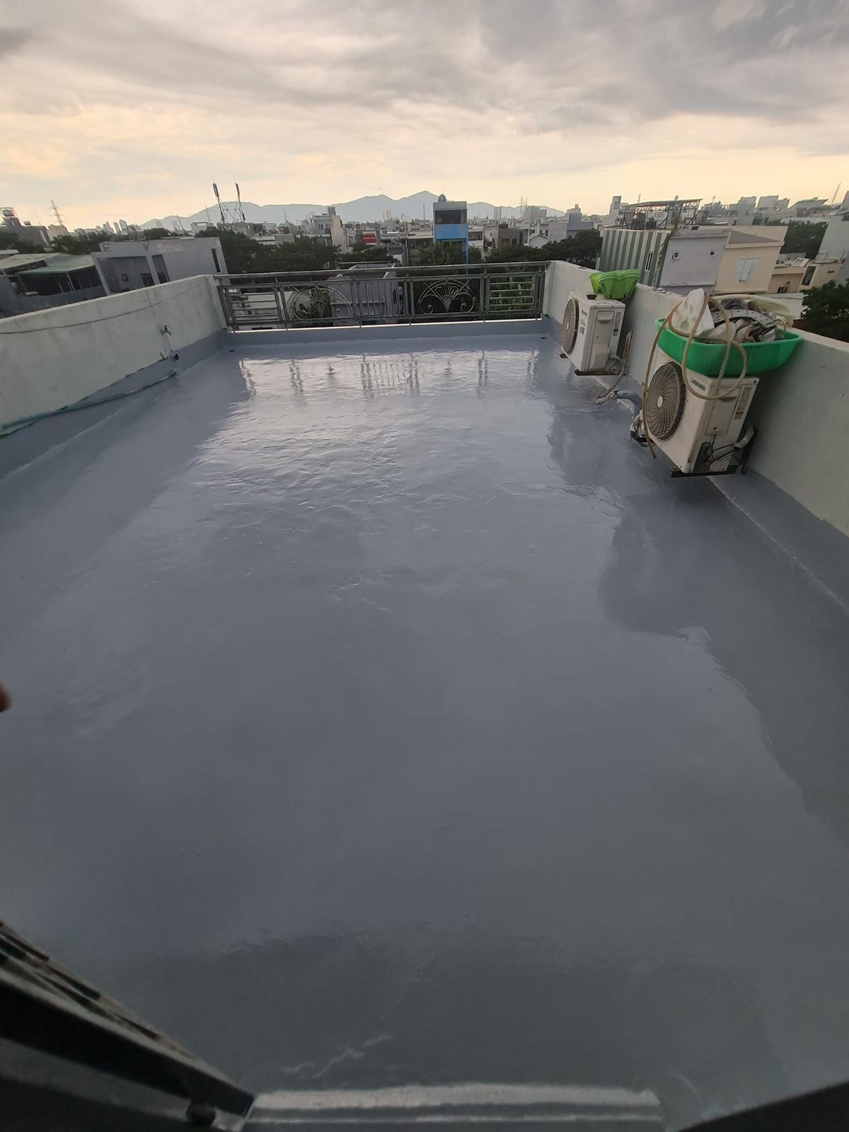 Thi công chống thấm sân thượng