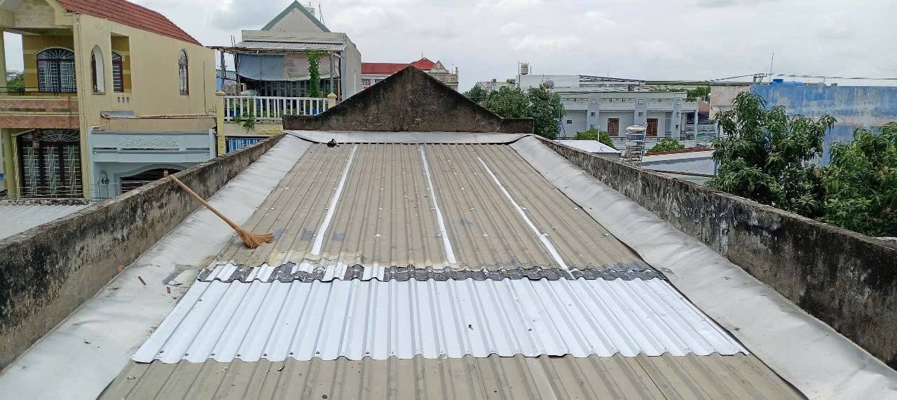 Chống thấm mái tôn 