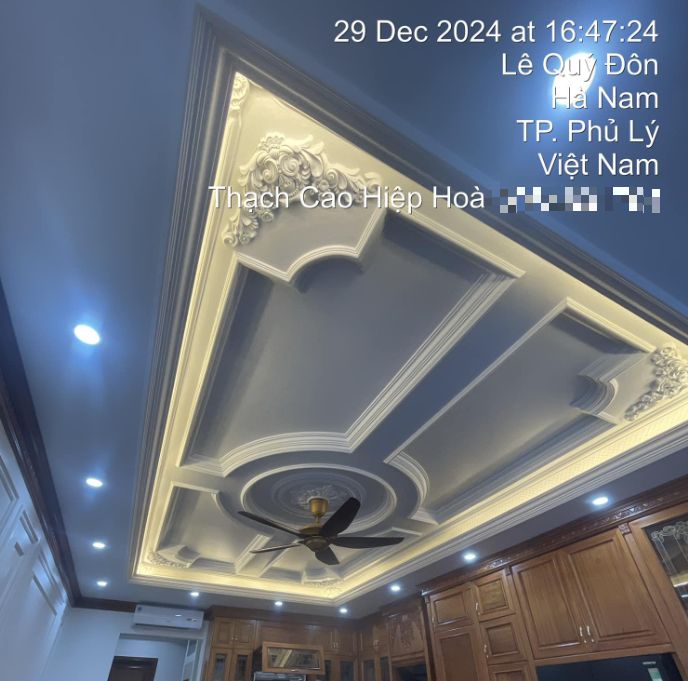 Trần thạch cao giật cấp cầu kỳ 