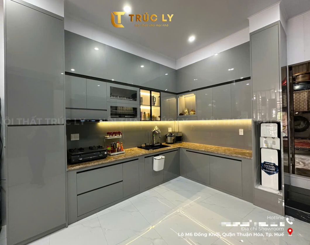 Thi công tủ bếp hiện đại kích trần