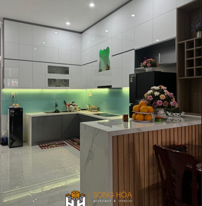 Hoàn thiện căn bếp hiện đại 