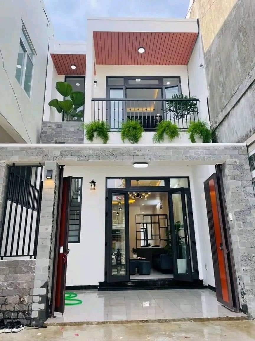 Thi côn xây dựng nhà hiện đại