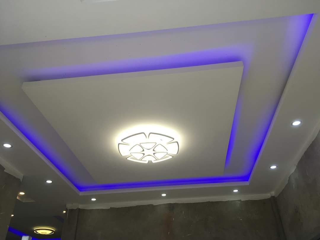 Trần thạch cao giật cấp