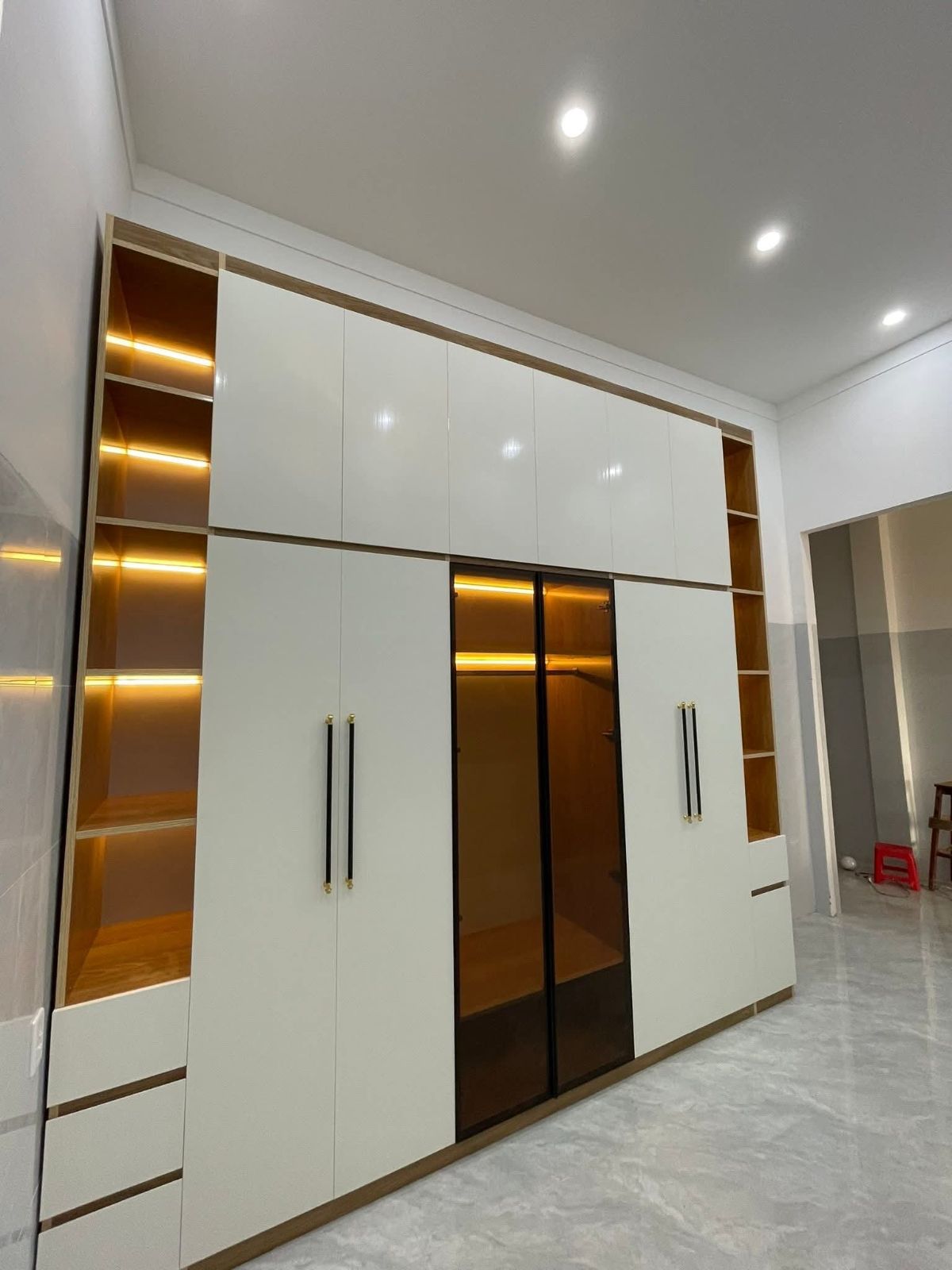 Tủ quần áo hiện đại 