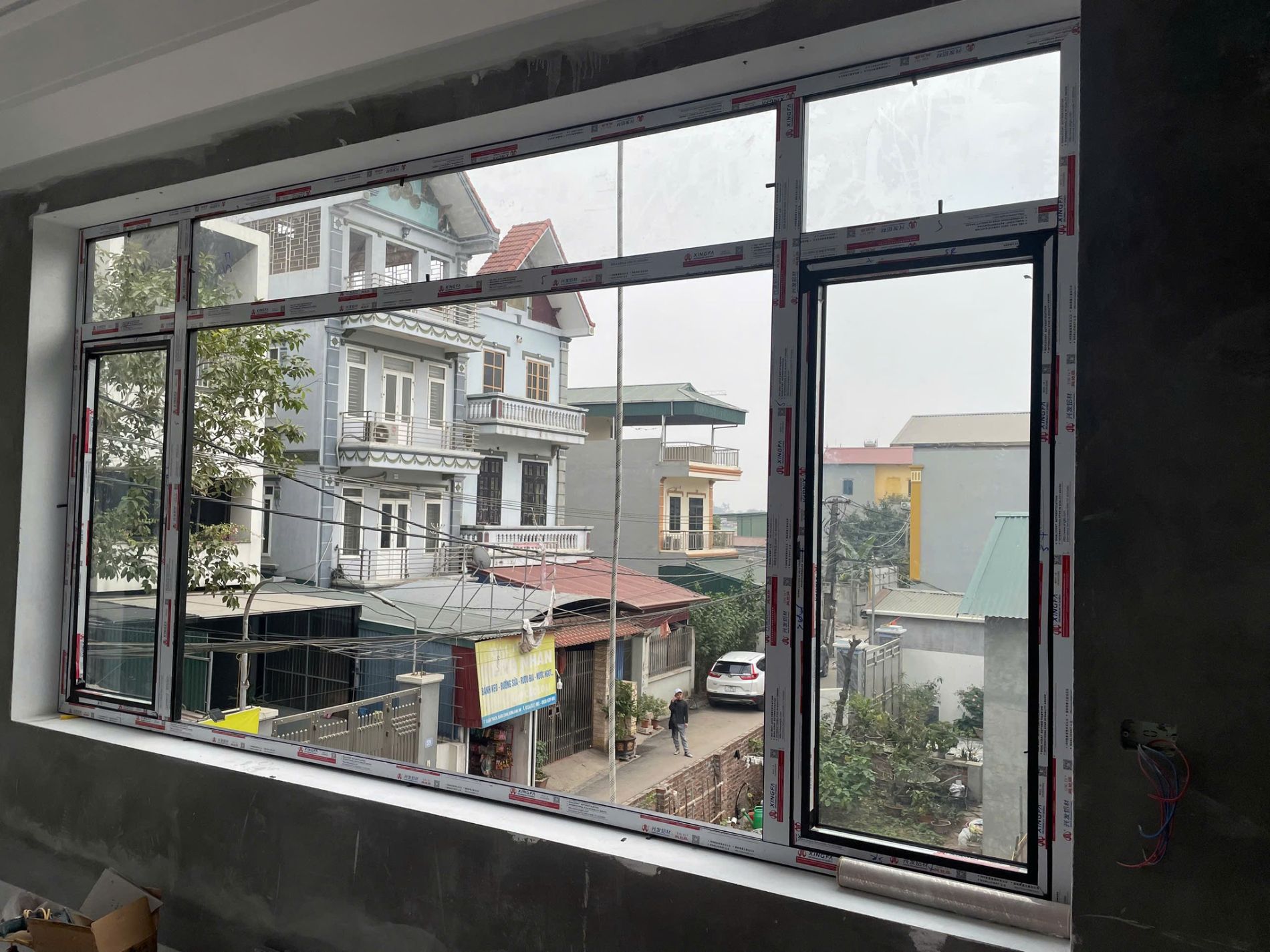 Cửa sổ nhôm kính