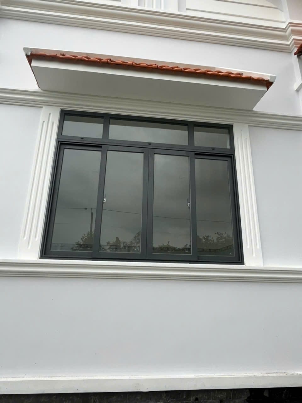 Cửa sổ nhôm kính