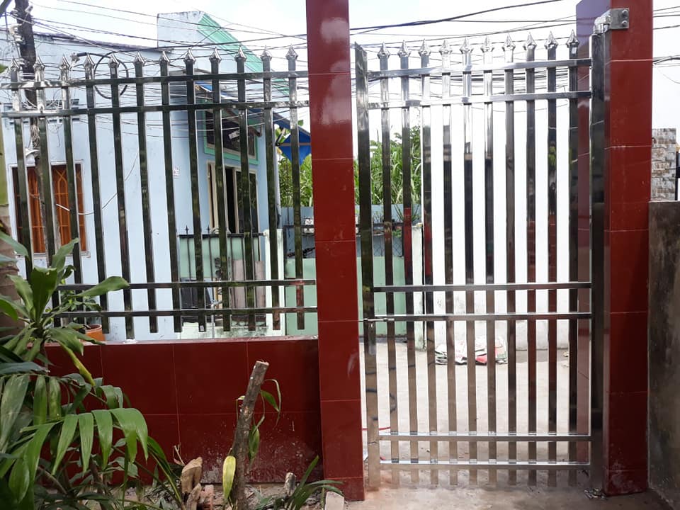 Cửa và hàng rào inox