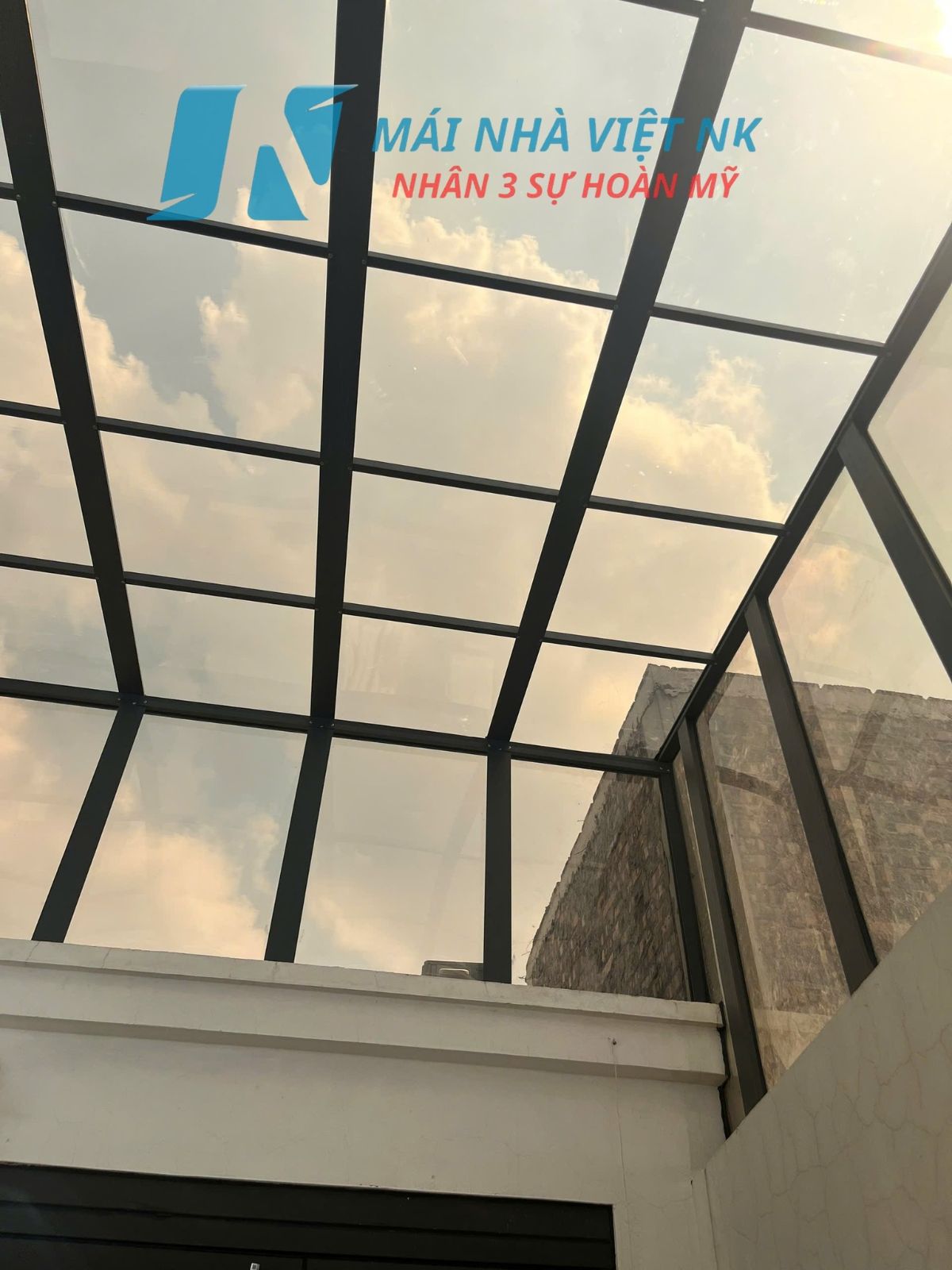 Mái che khung sắt 