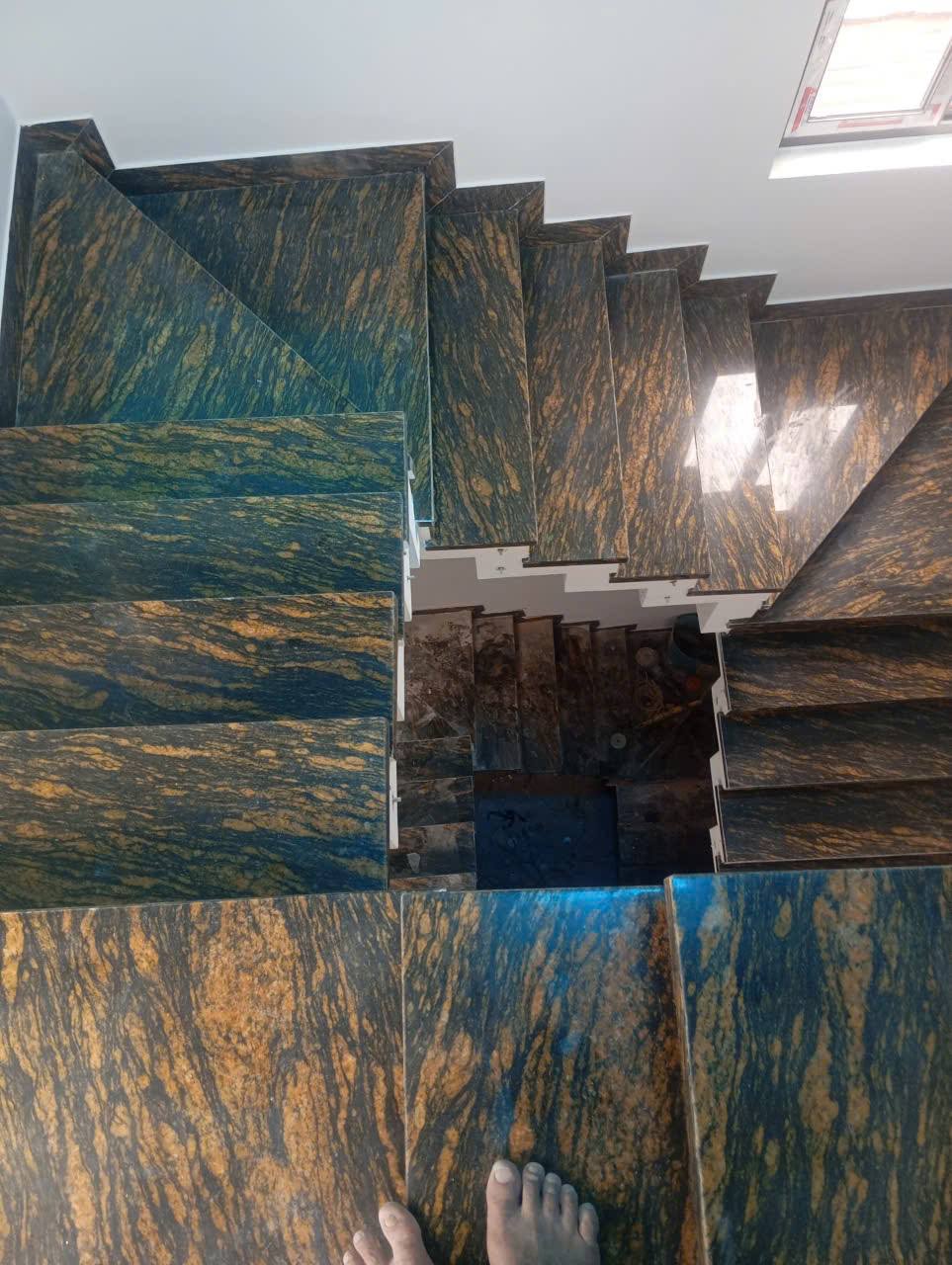 Đá granite đen vân vàng Ấn Độ