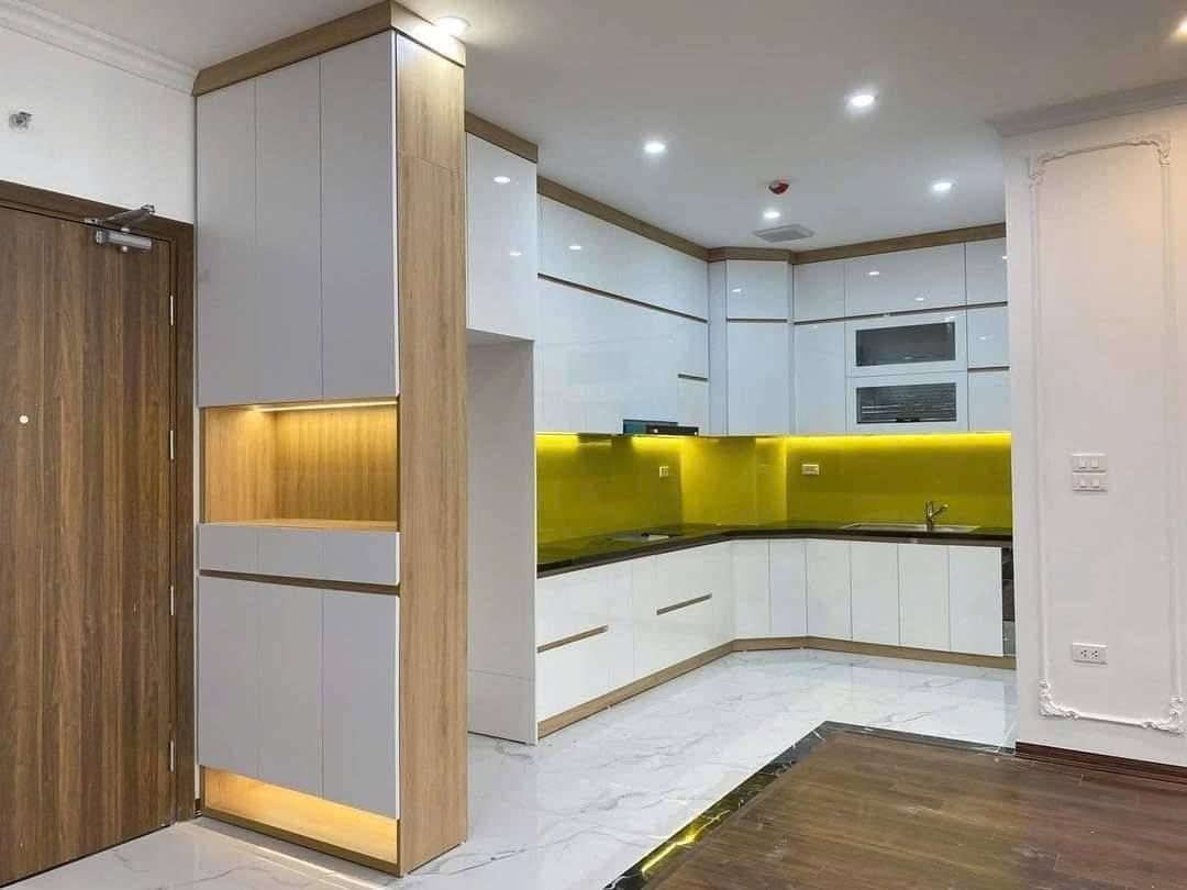 Thi công tủ bếp hiện đại chữ L 
