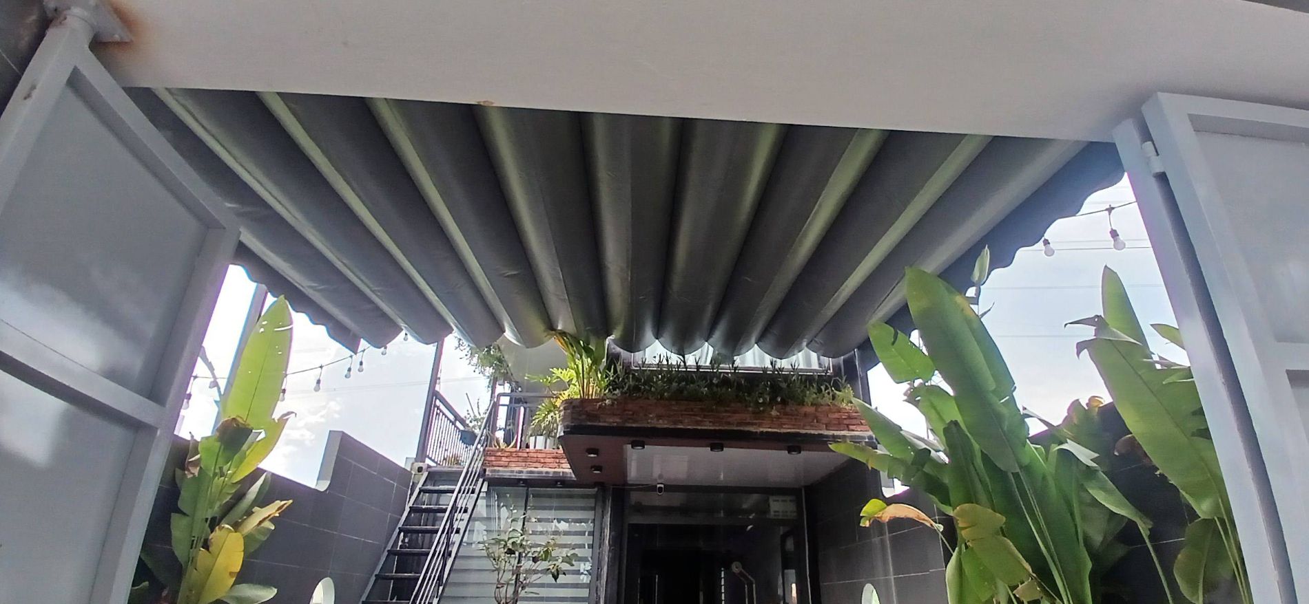 Mái xếp lượn sóng