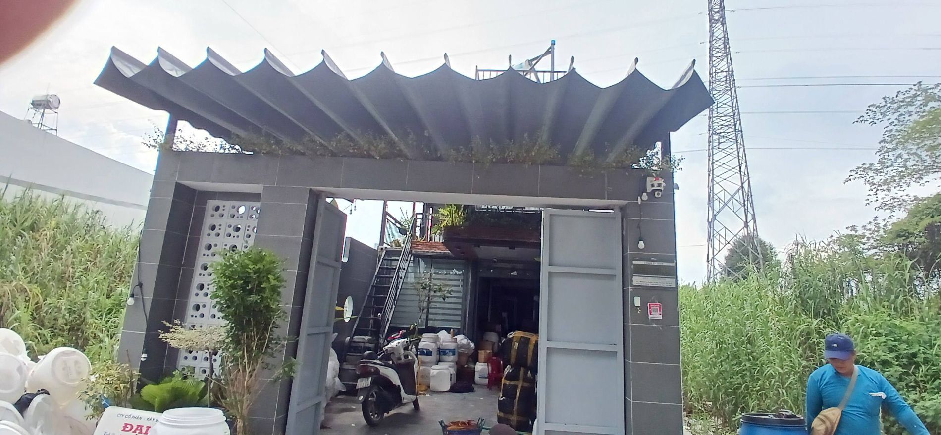 Thi công mái xếp cho hiên nhà 