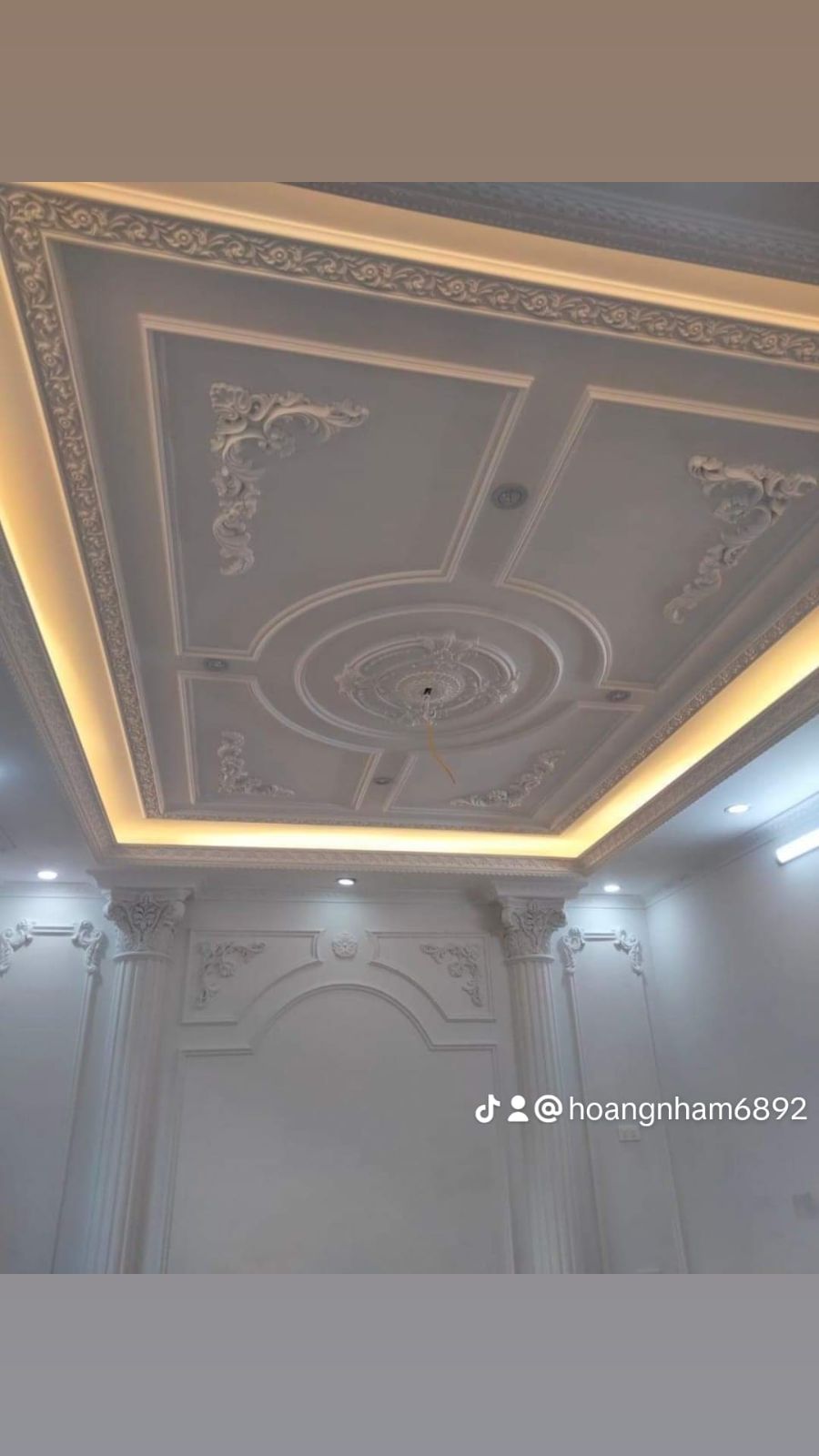 Trần thạch cao phong cách tân cổ điển
