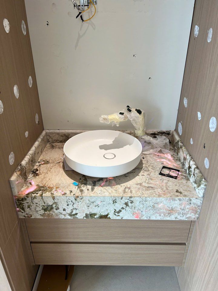 Lavabo ốp đá Alpinus