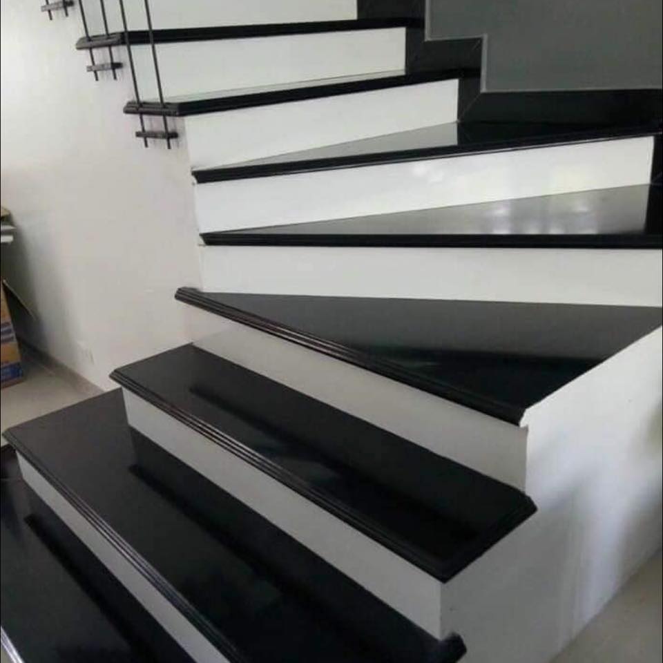 Thi công ốp đá bậc cầu thang
