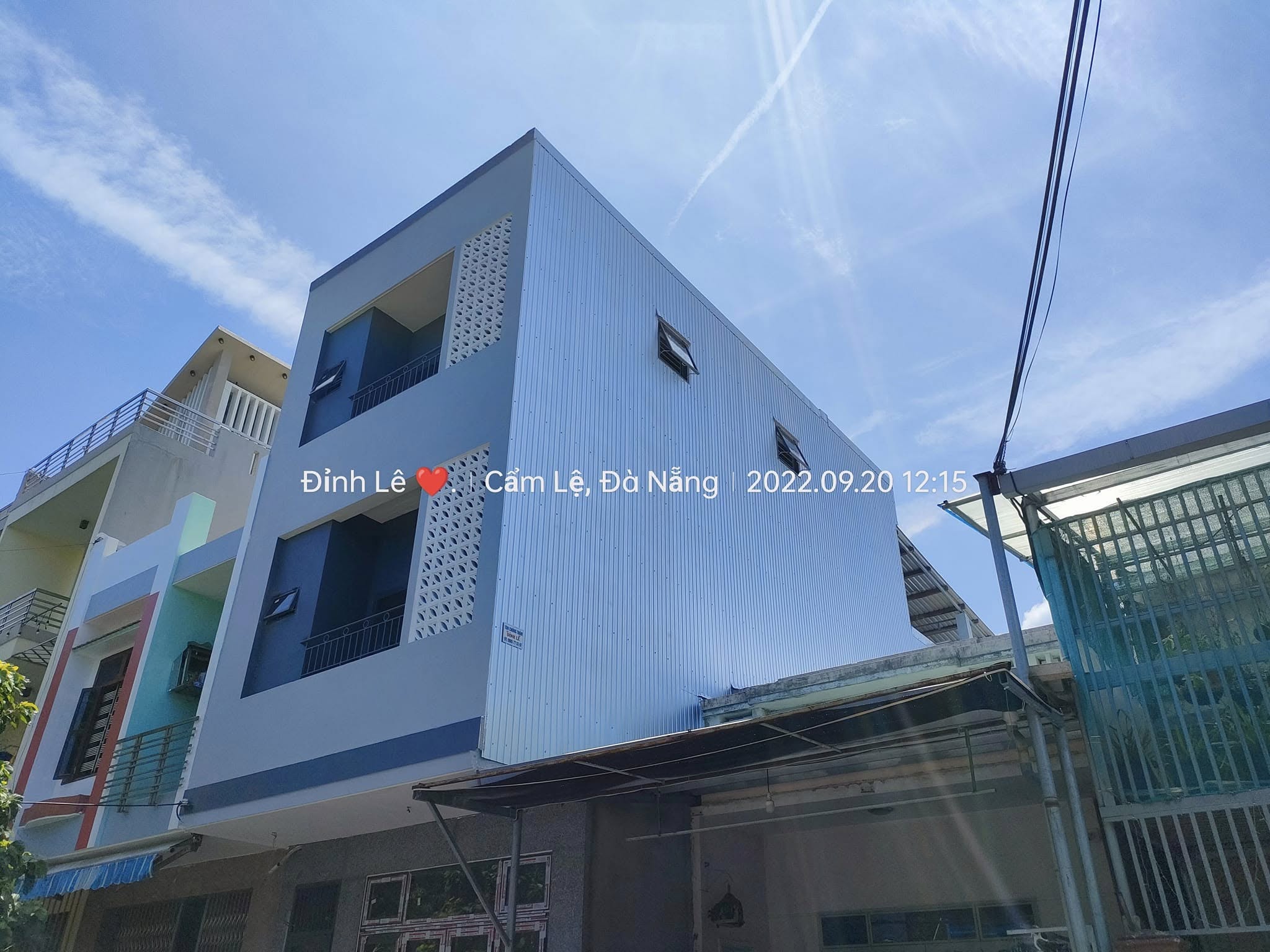 Hoàn thiện tôn ốp tường chống thấm