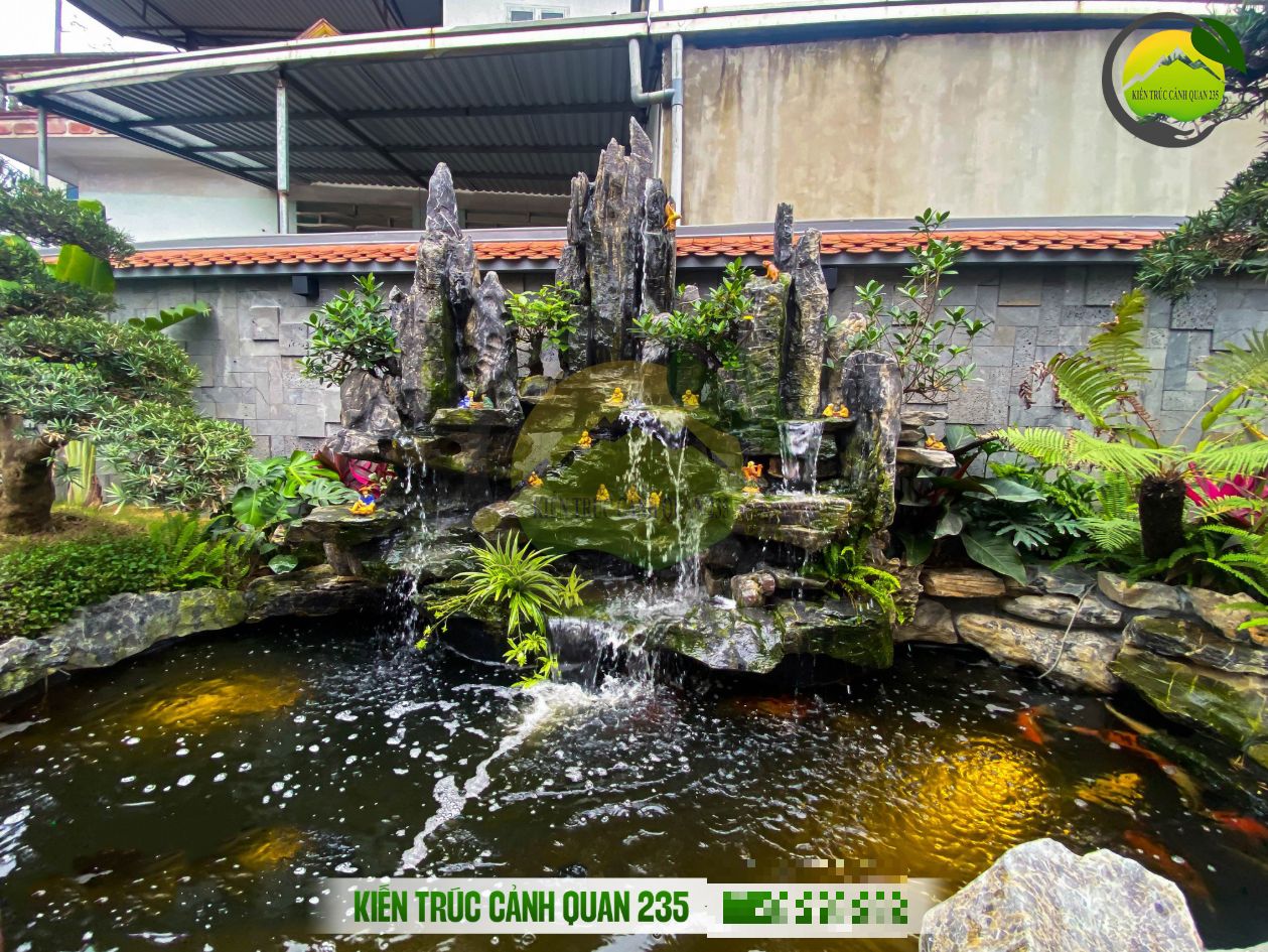 Hòn non bộ kết hợp hồ cá Koi