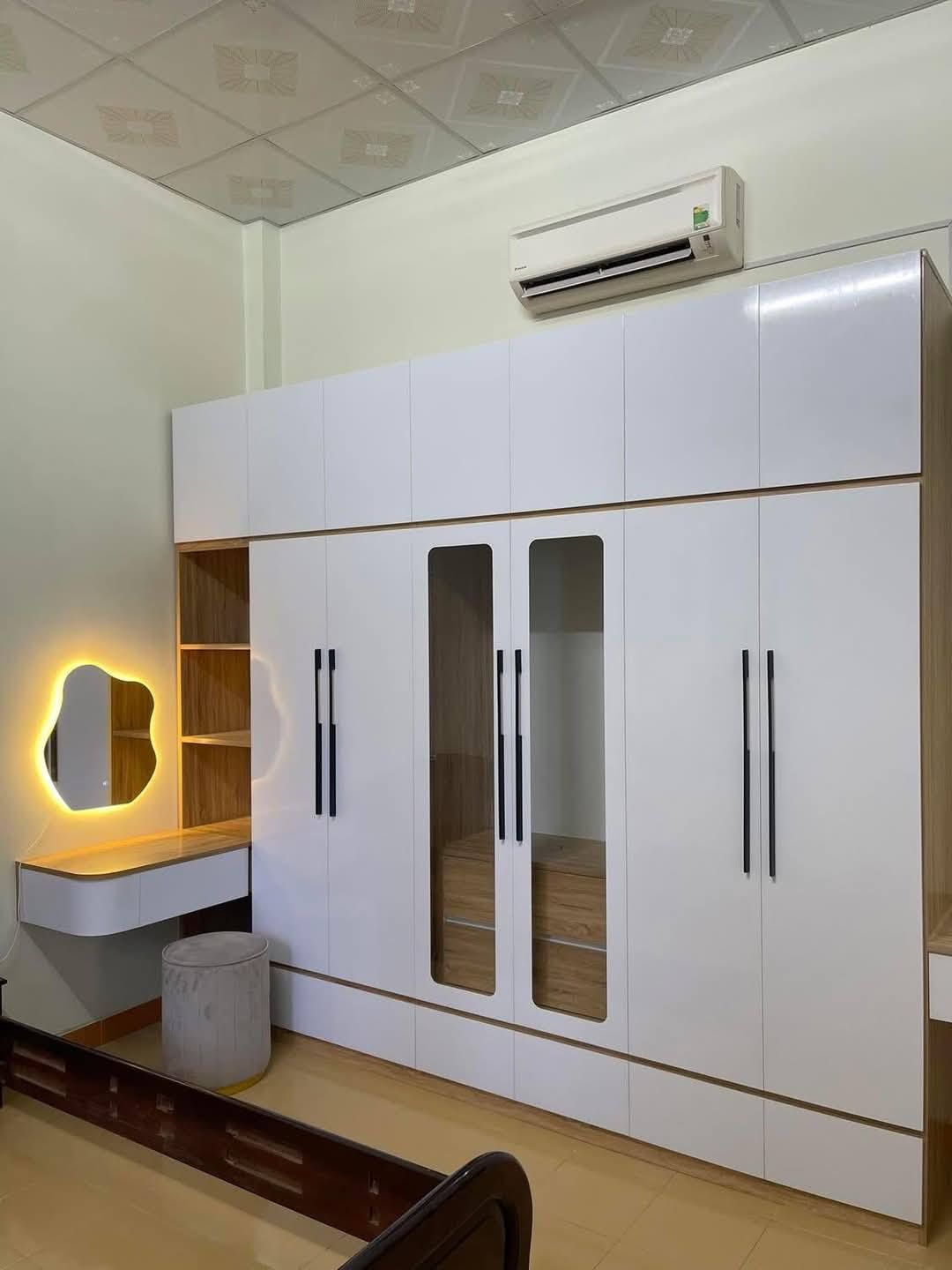 Tủ quần áo hiện đại 