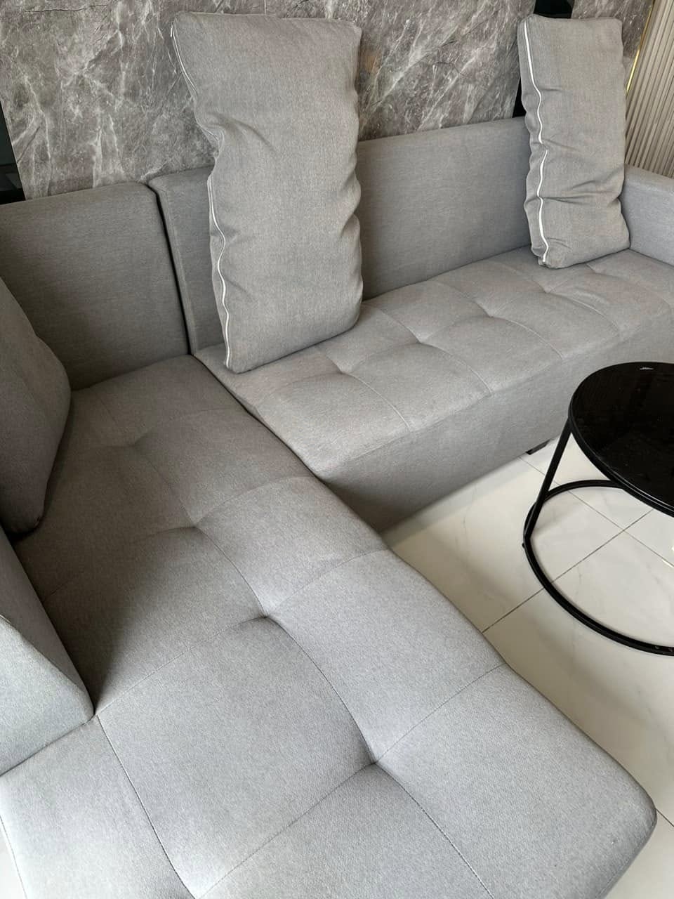 Ghế sofa được làm mới 
