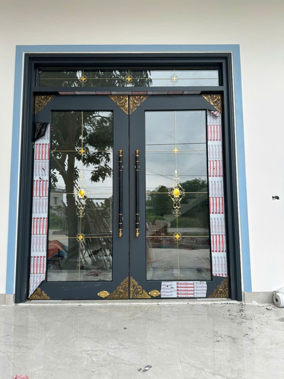 Cửa nhôm kính hiện đại 