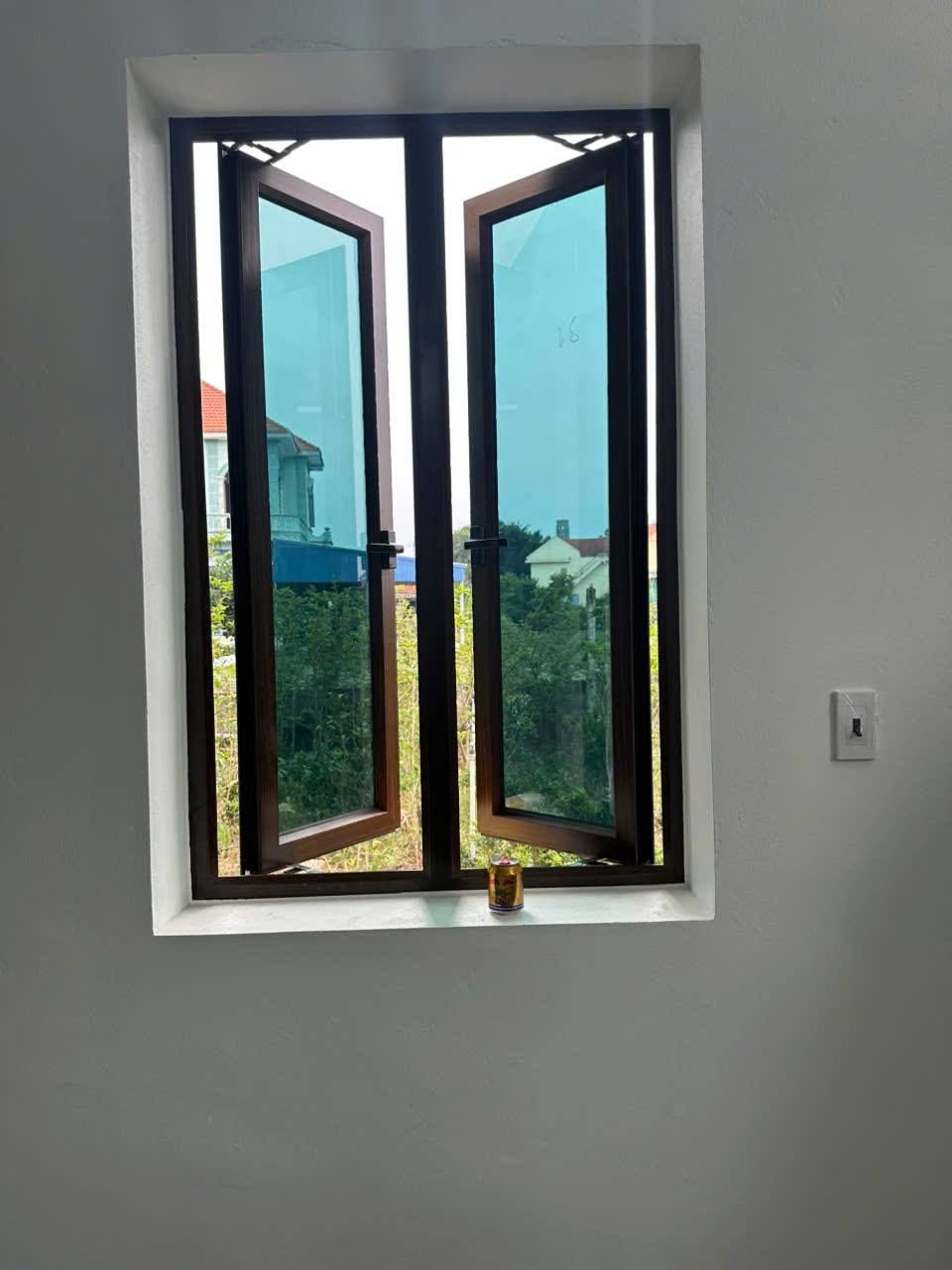Cửa số nhôm 
