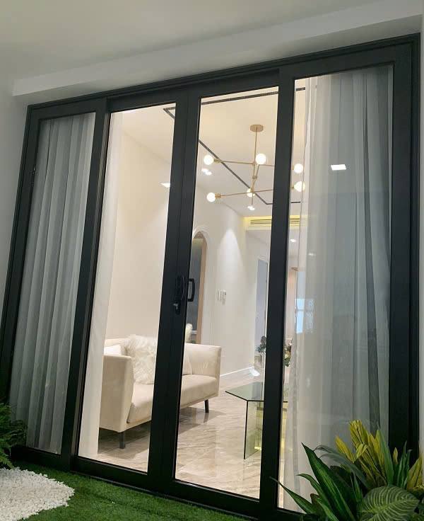  Cửa nhôm xingfa 4 cánh