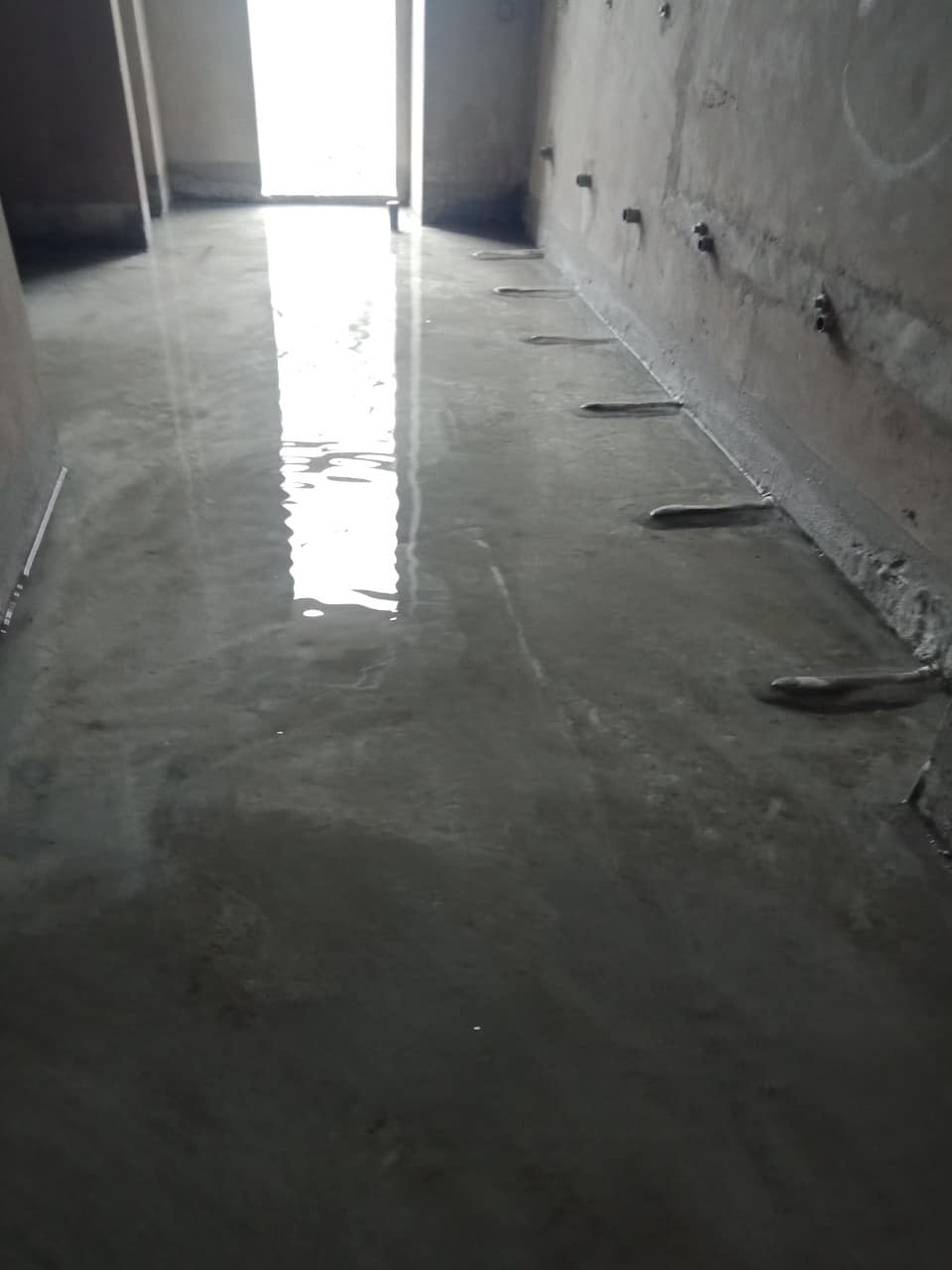 Thi công chống thấm nền nhà 