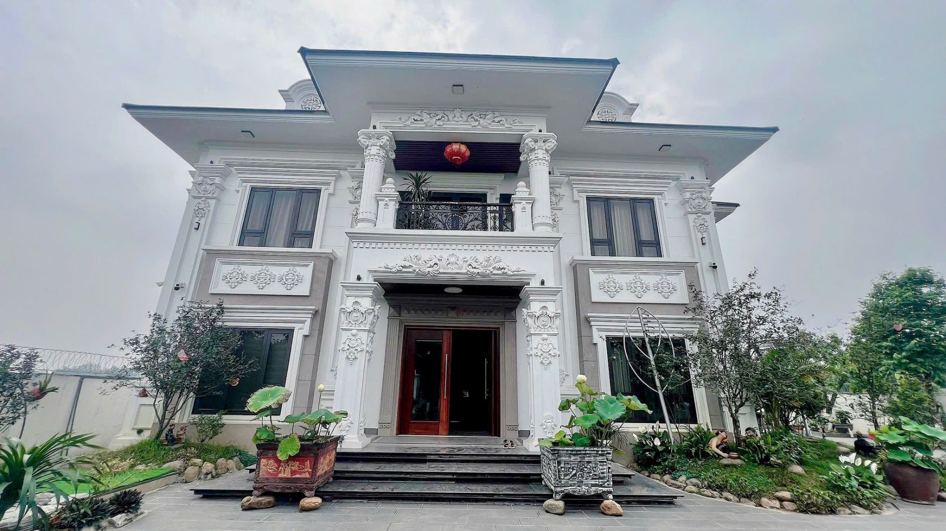 Xây nhà phong cách cổ điển 