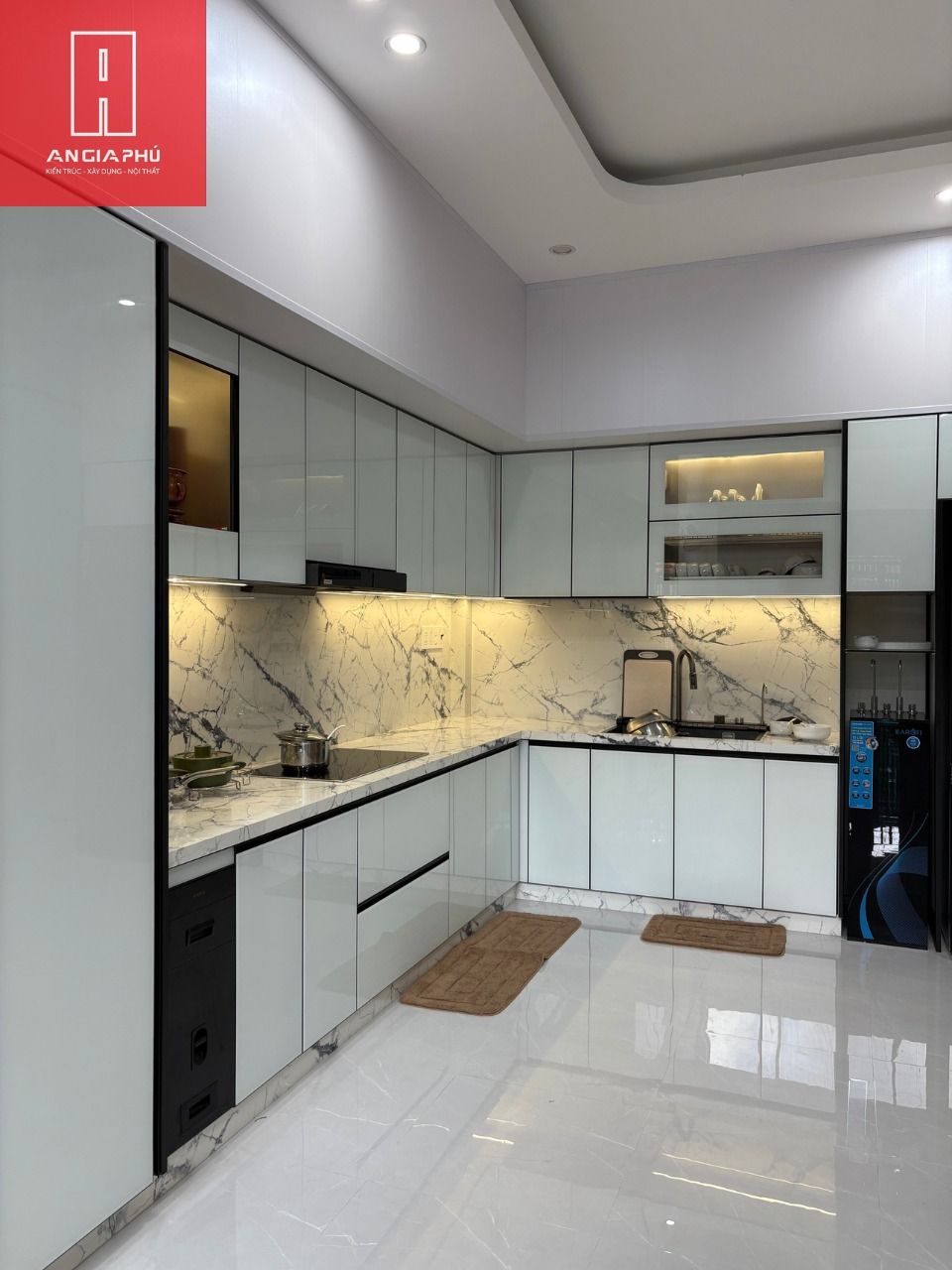 Tủ bếp chữ L hiện đại 