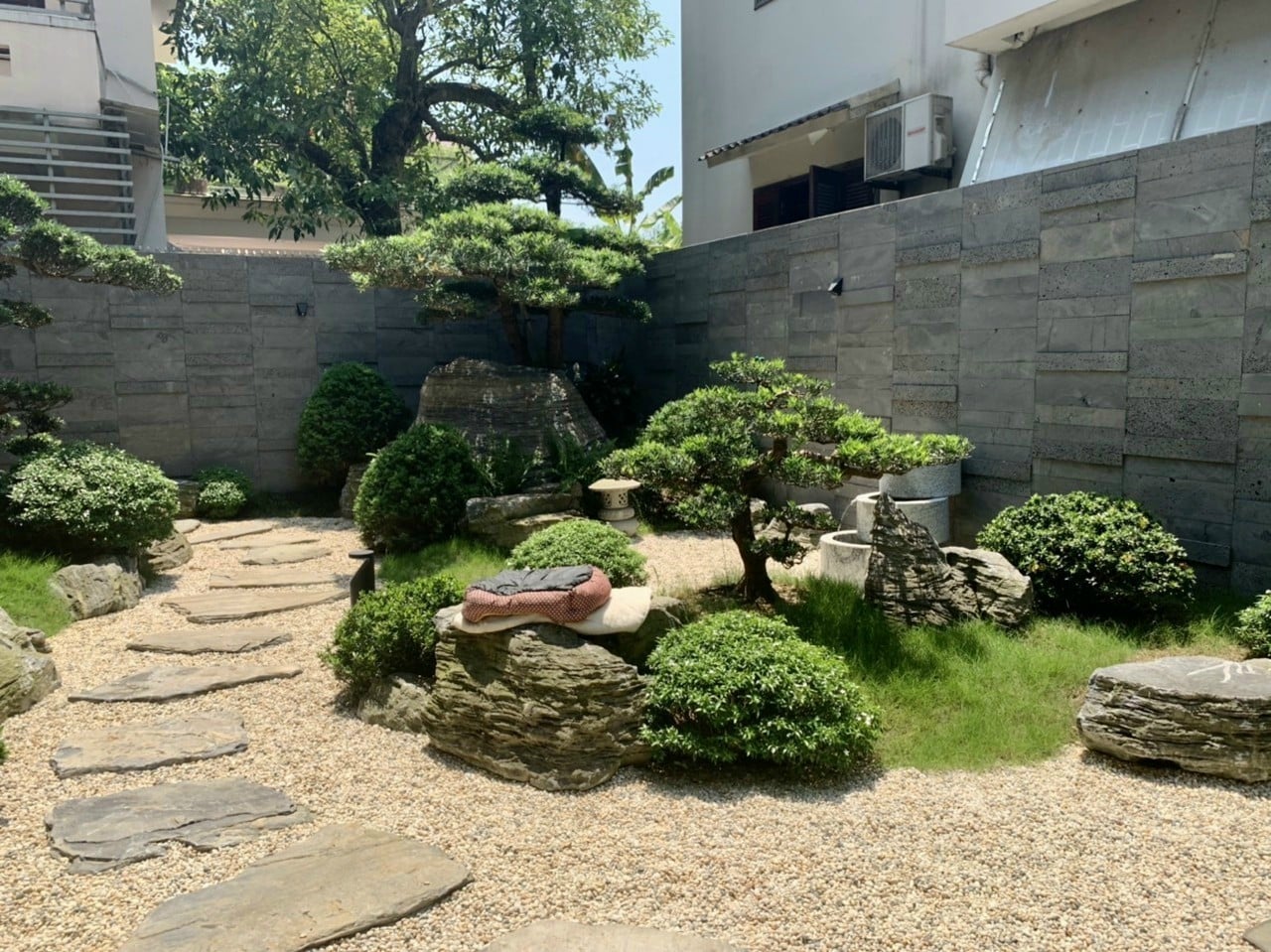 Thiết kế thi công cảnh quan sân vườn