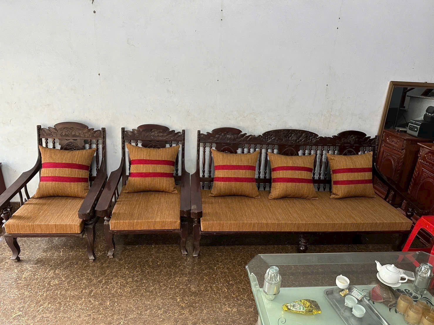 May nệm ghế 
