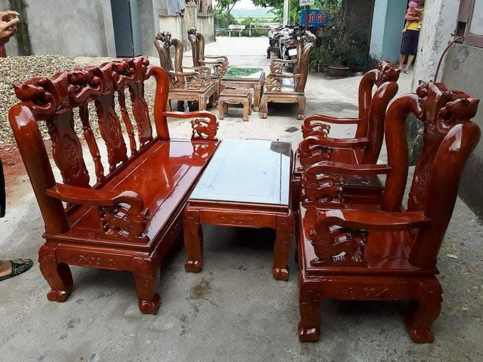Sơn Pu bàn ghế gỗ 