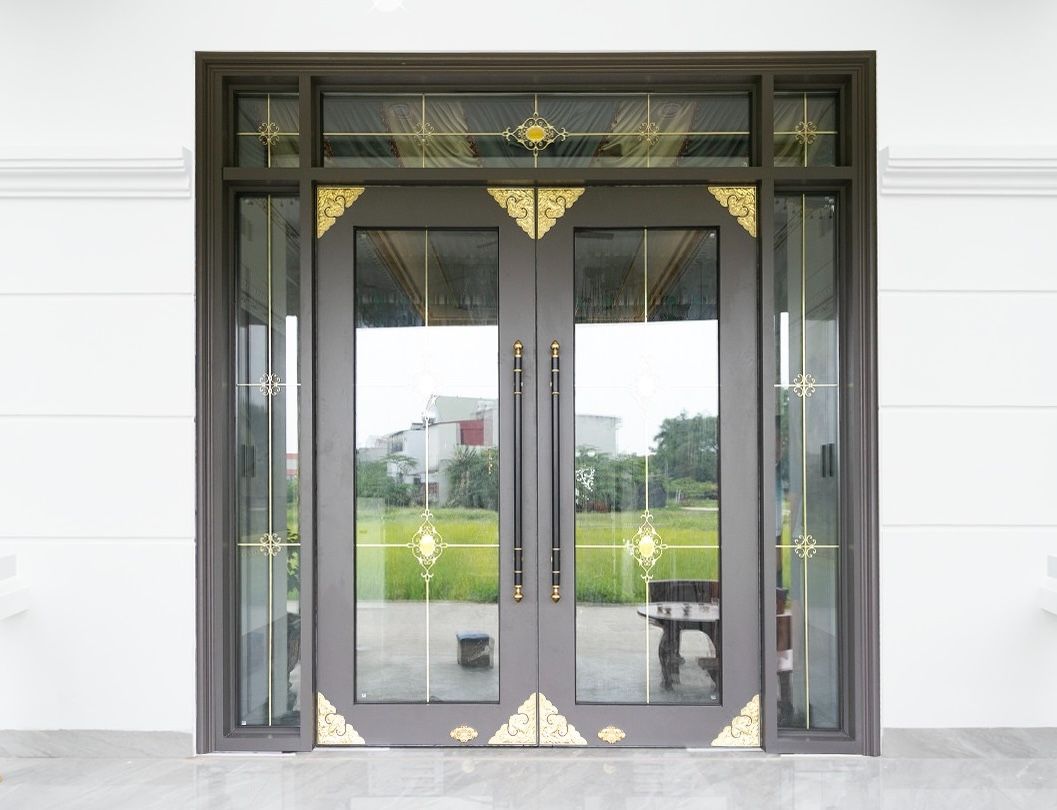 Cửa đi chính nhôm kính cao cấp