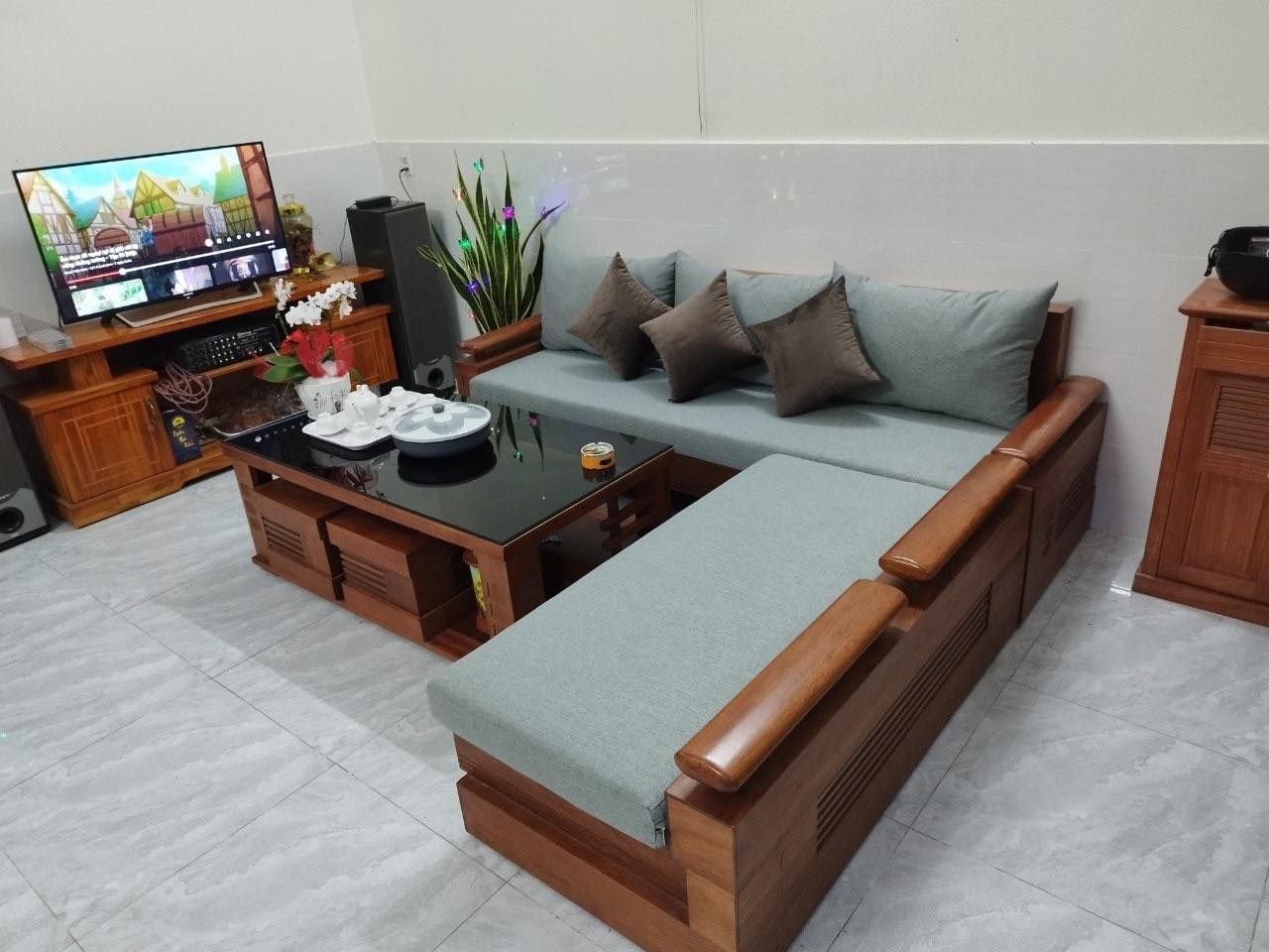 Sofa góc chữ L bằng gỗ tự nhiên