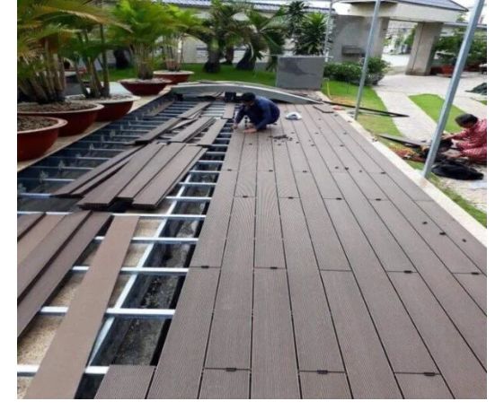 Thi công lắp đặt sàn gỗ nhựa ngoài trời 