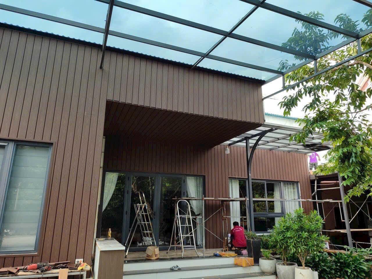 Tấm ốp gỗ nhựa composite 