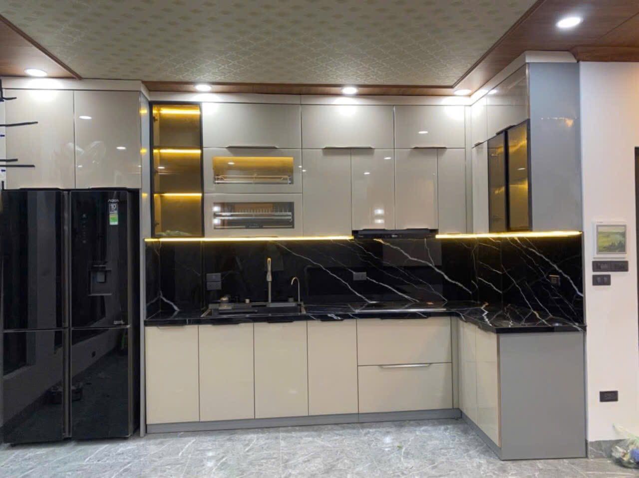 Tủ bếp chữ L hiện đại 