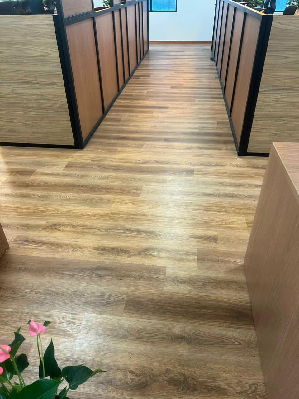 Sàn nhựa giả gỗ hèm khóa 