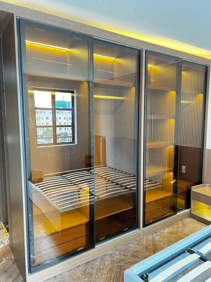 Tủ quần áo cửa lùa cánh kính