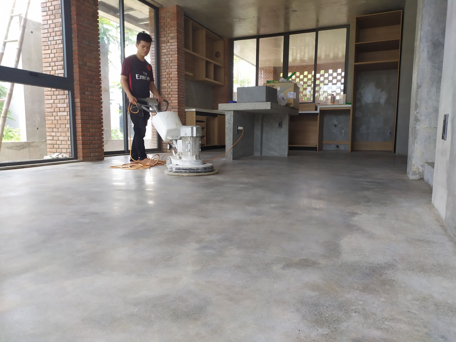 Đánh bóng sàn bê tông