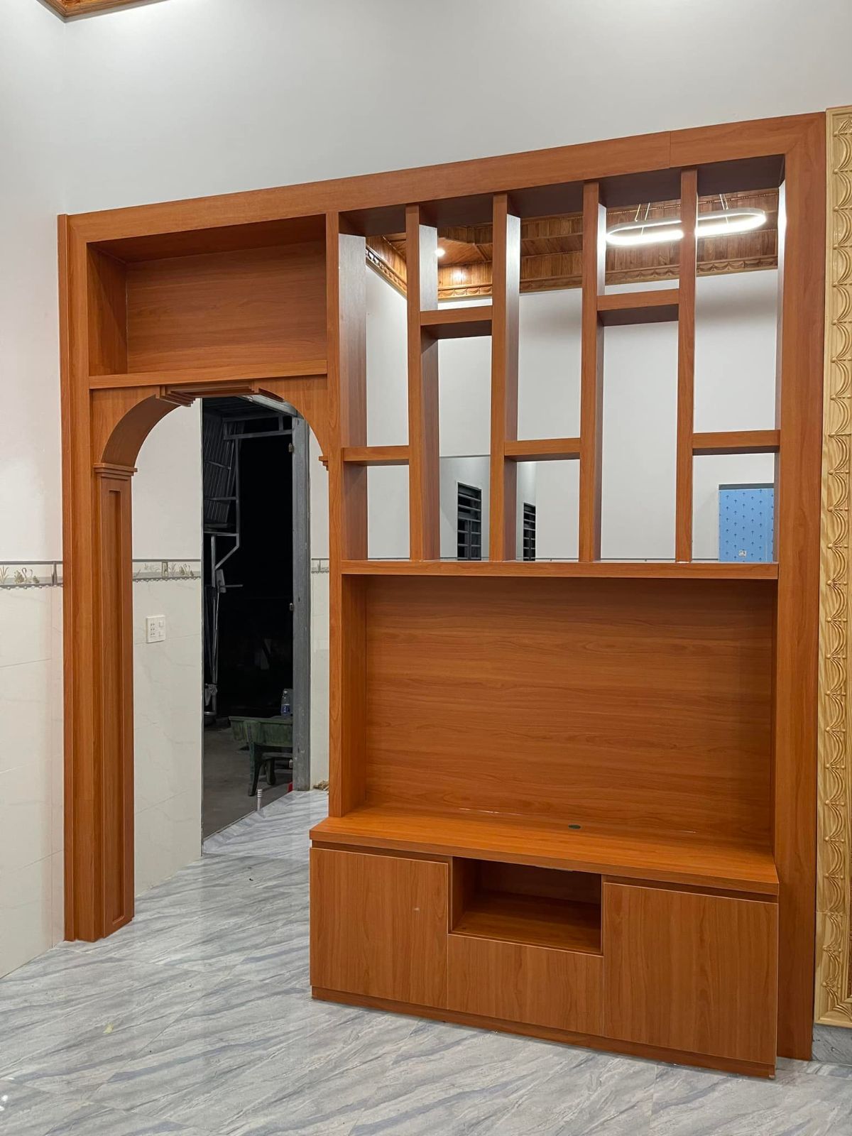 Vách ngăn hoặc kệ trang trí 