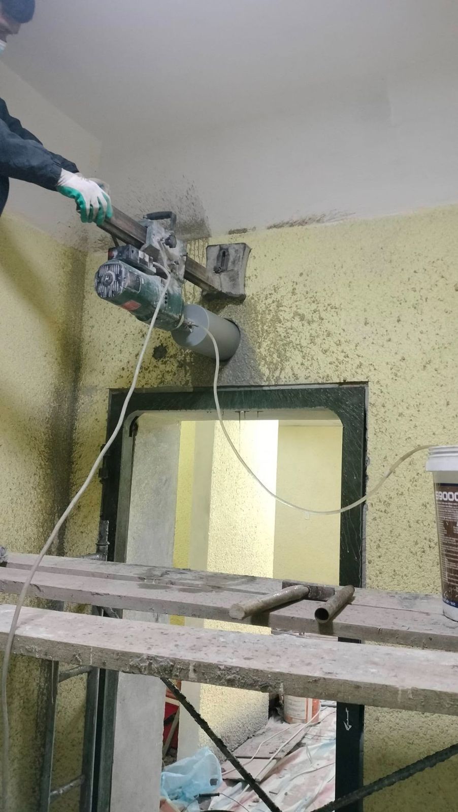 Dịch vụ khoan cắt bê tông hoặc cắt tường gạch