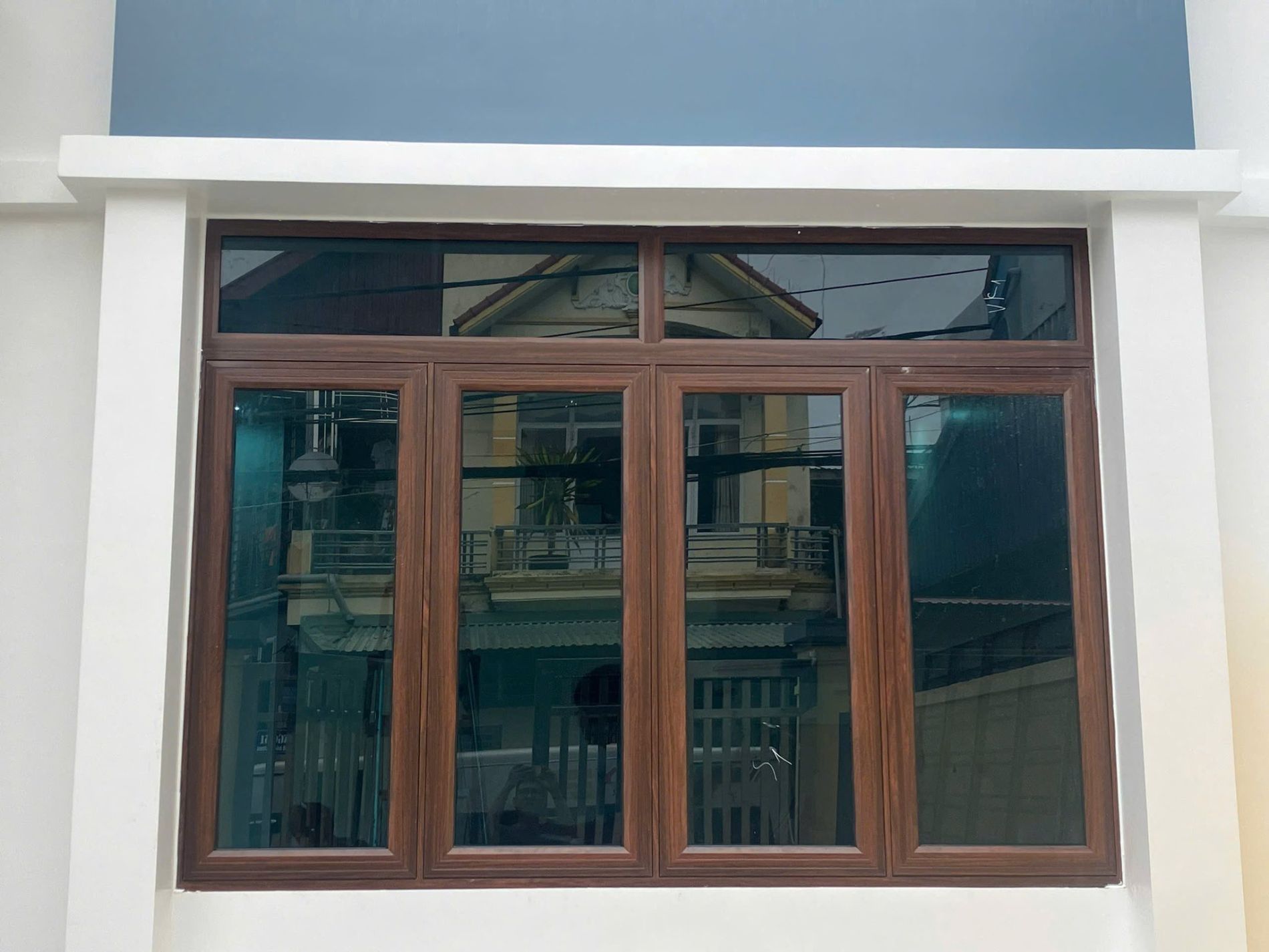 Cửa sổ nhôm kính
