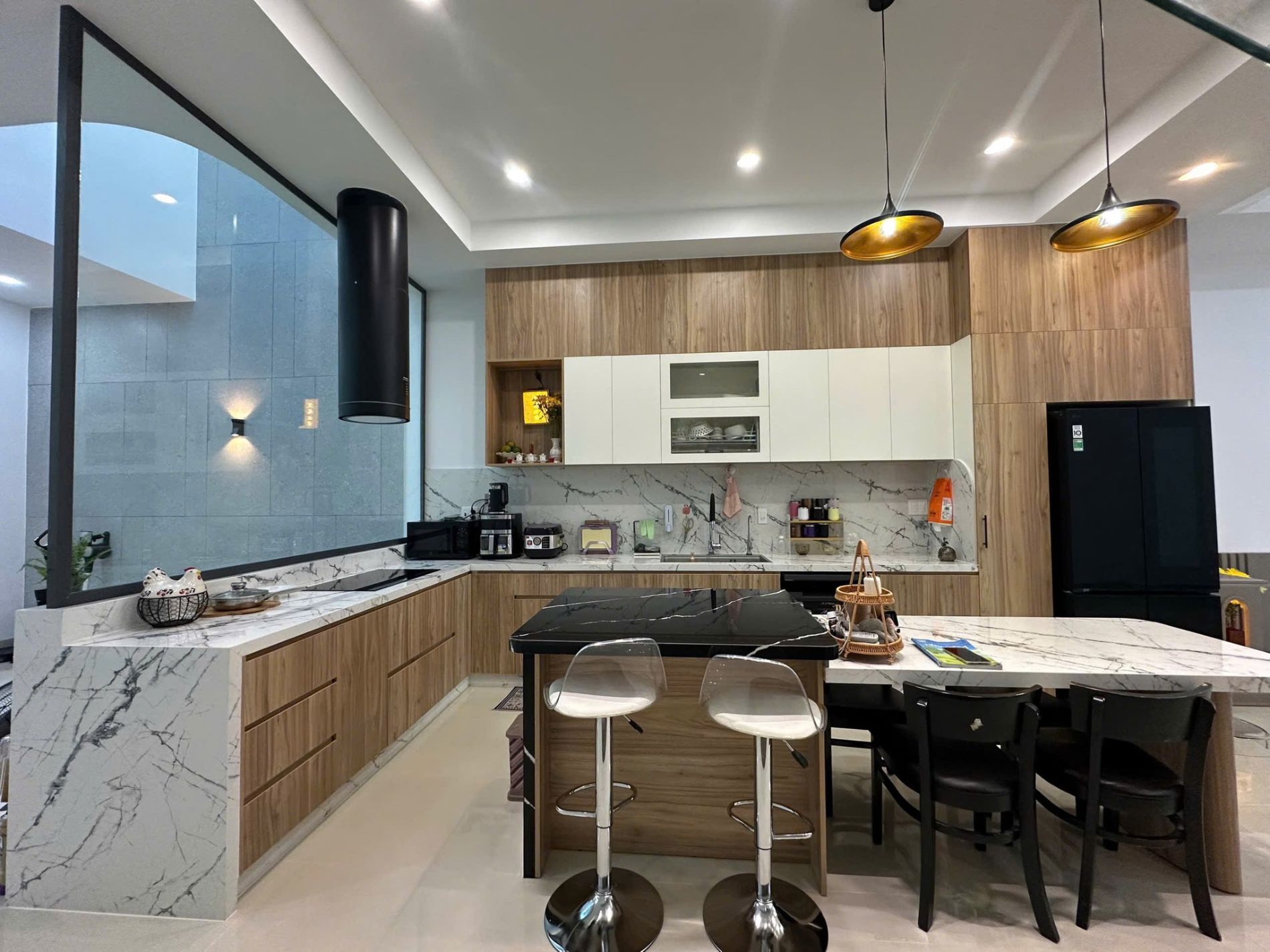 Căn bếp hiện đại 