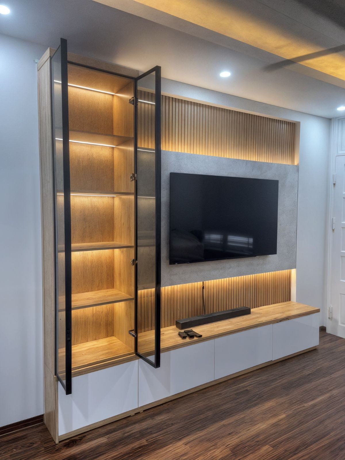 Kệ tivi và tủ trưng bày